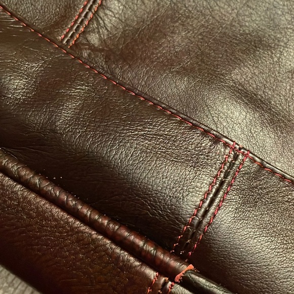 American Leather Co. Chocolate Brown Tote Bag, Red Stitching & Many Pockets! - Picture 2 of 16